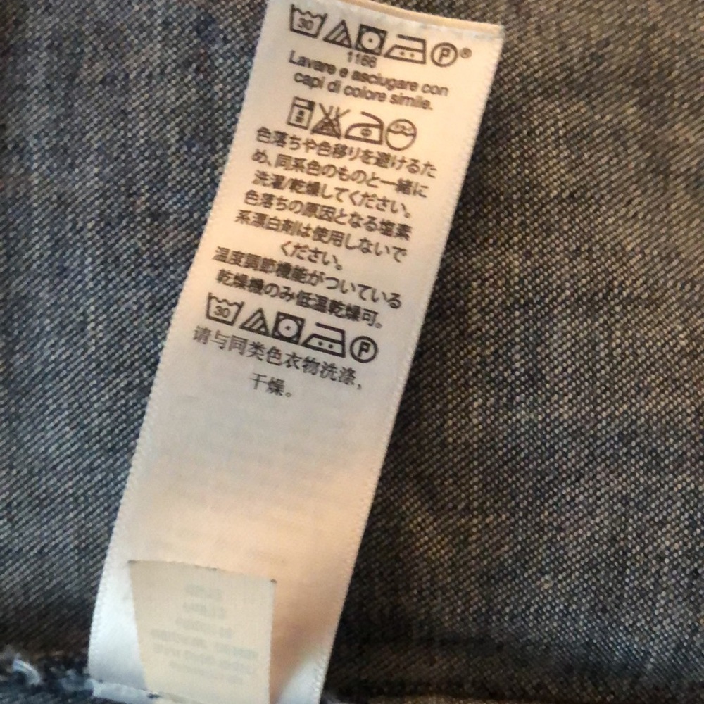 GAP Denim shirt button up Size XS - Picture 7 of 8